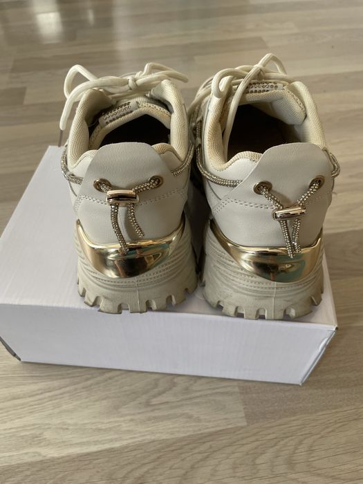 Маратонки от Shoe Aquarium, отлично състояние