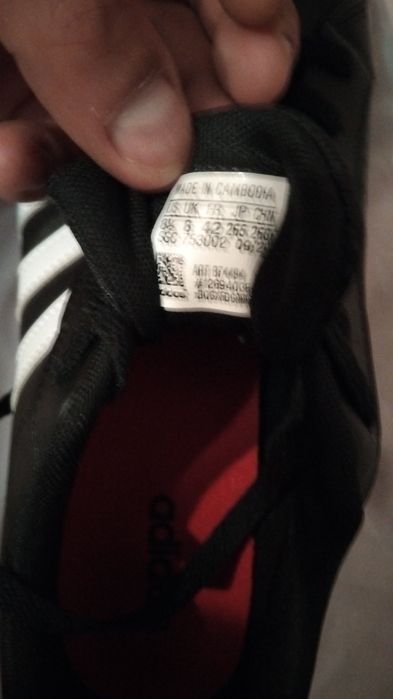 Adidasi adidas mărimea 41-42