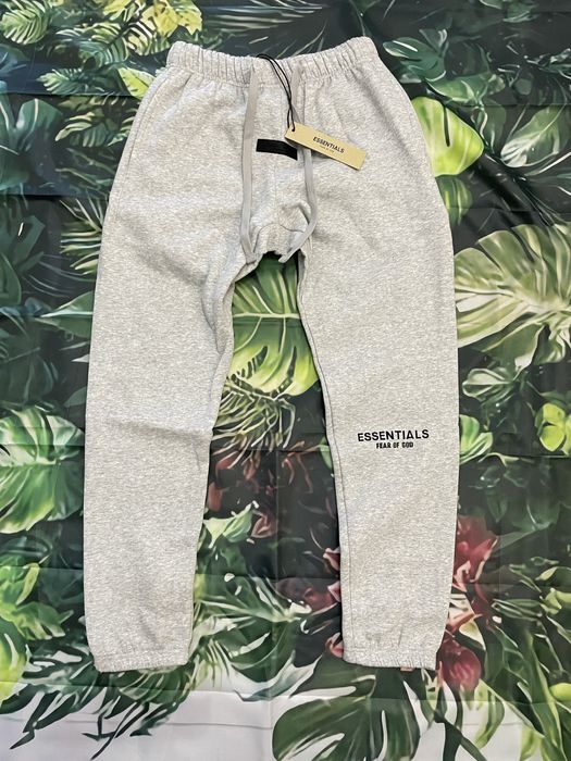 Trening ESSENTIALS Gri !! Editie Limitata !!