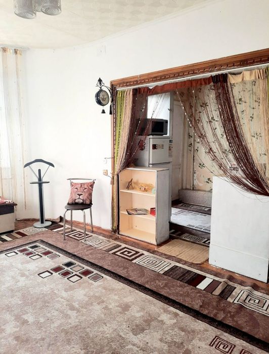 Квартира продаётся Чиланзар 15 квартал 1/2/16 50м2 меб тех хокимият