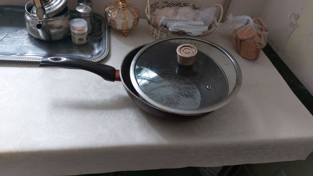 Продам посуду  б/у