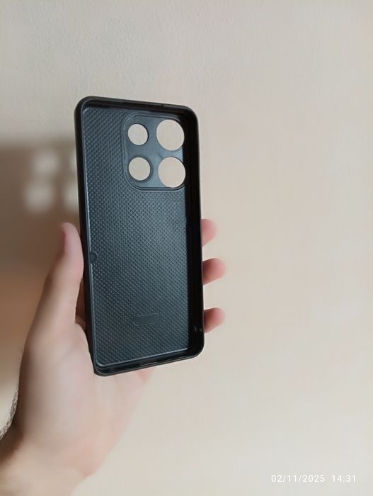 Infinix smart 7 HD uchun gʻilof