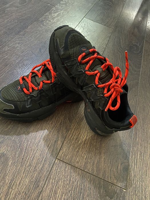 Sneakers Puma marime 37.5