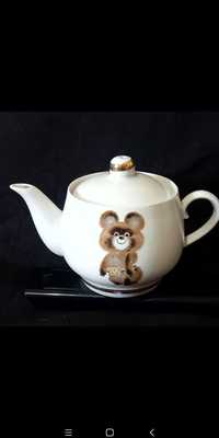 Продаю чайник с олимпийским мишкой