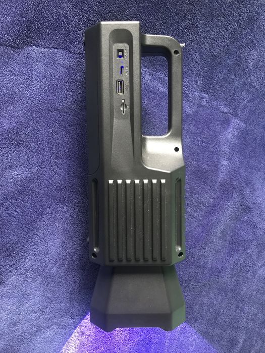 Boxa portabila cu bluetooth, lanterna, radio si usb(pt.stick,pendrive)