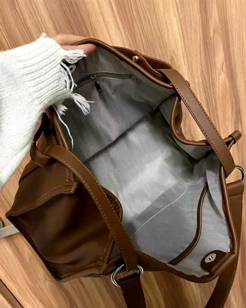 handmade women bag，medium size，practical and beautiful