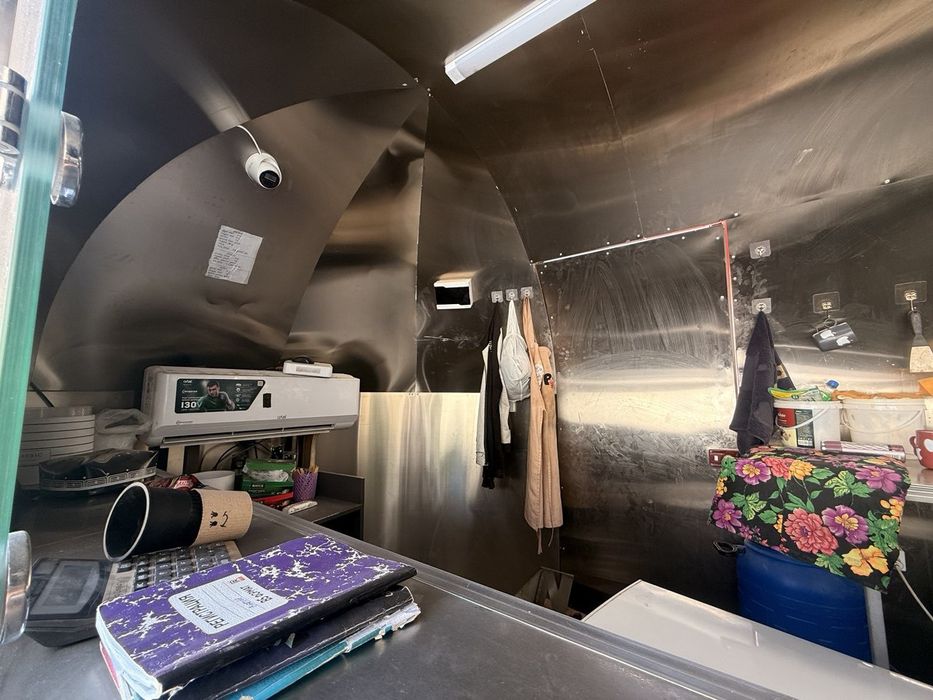 Boss Kabob uzi yuruvchi restoran sotiladi.