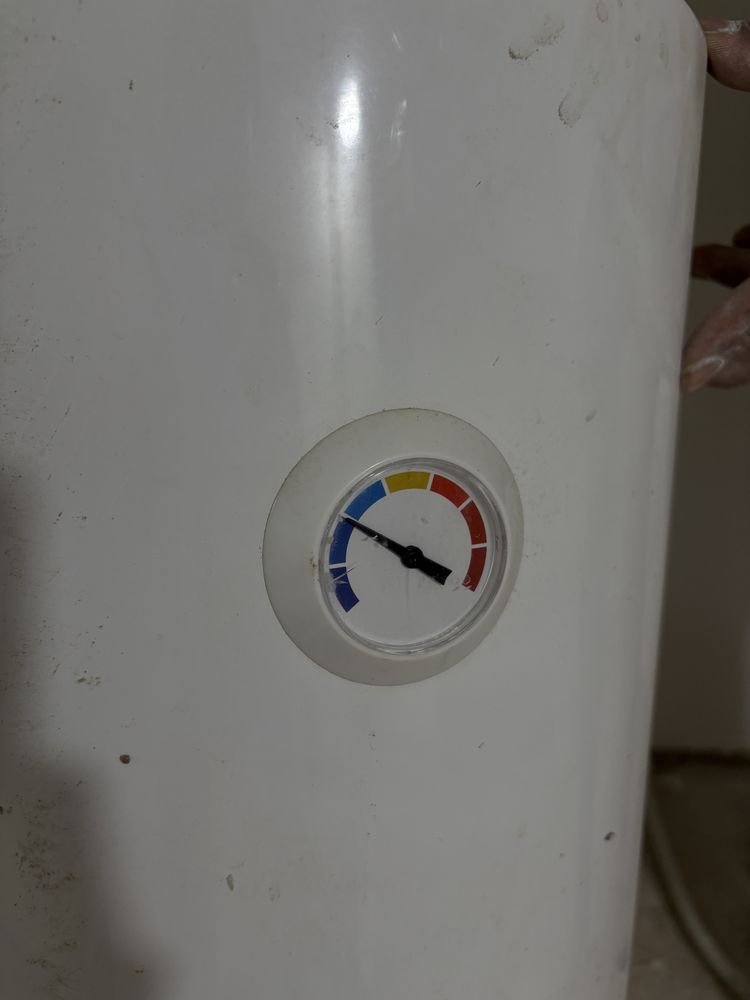 Продается водонагреватель