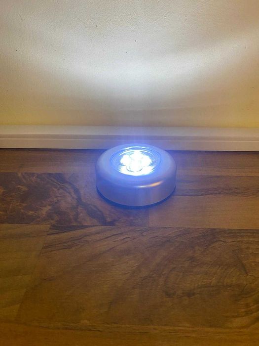 LED лампа с батерии – практична и компактна