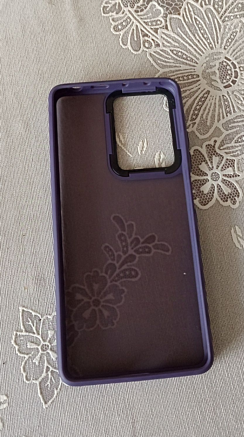 Продам чехол на Xiaomi Redmi 12 pro