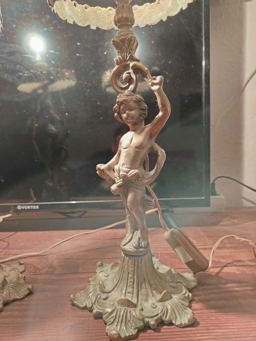 Set de Două Veioze Îngeri din Bronz.