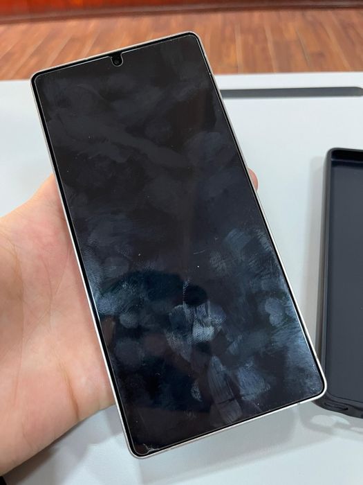 Vand/Schimb S25 Ultra 512gb