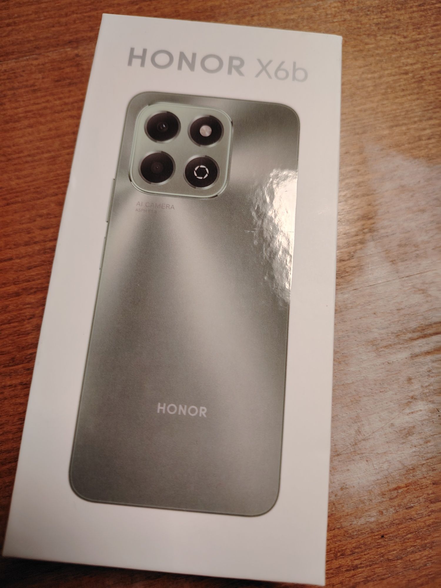 HonorX6b чисто нов