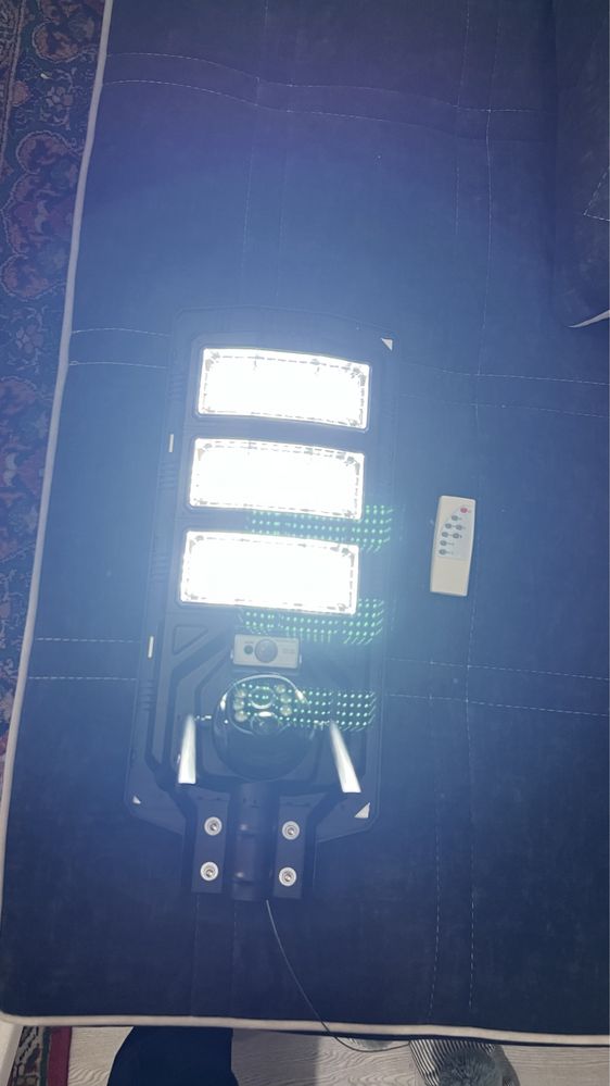 Air solar Camera va lighting projektor solnechniy panel