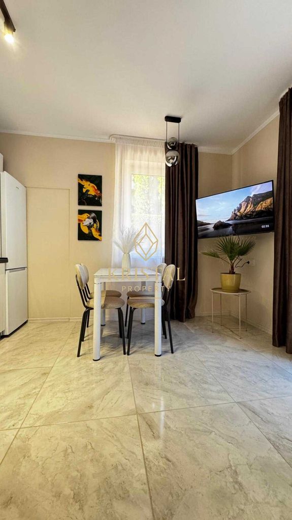 Продава се Двустаен апартамент в Свети Влас - 52 кв.м за 1731 €/кв.м - Снимка #2