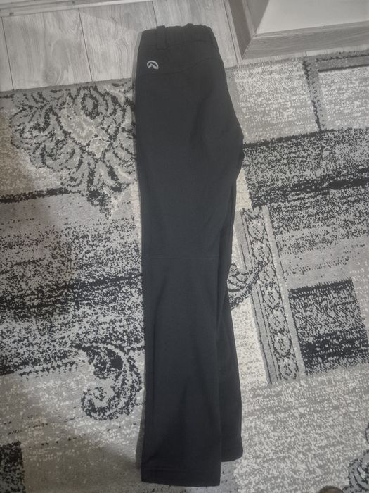 Pantaloni iarna impermeabili