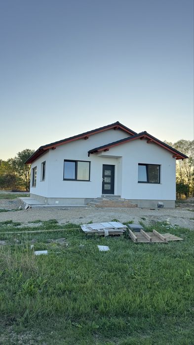 Casa la cheie | Teren 500 mp2 Osorhei