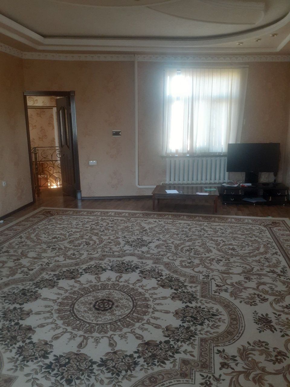 Продам дом . Домбирабод
3,2сот
5-хона
3-сан узел
180 000$