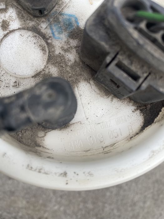 Pompa benzina / rezervor Volkswagen Passat B5 b5.5 facelift