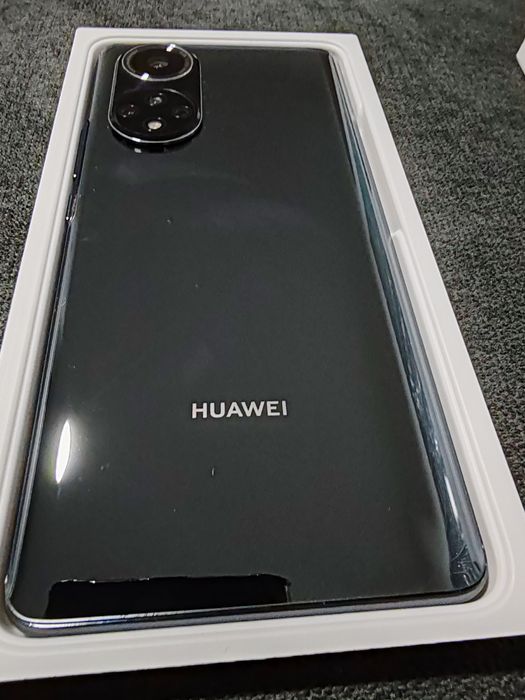 „Huawei Nova 9 (NAM-LX9) – 8 GB RAM, 128 GB, stare excelentă”