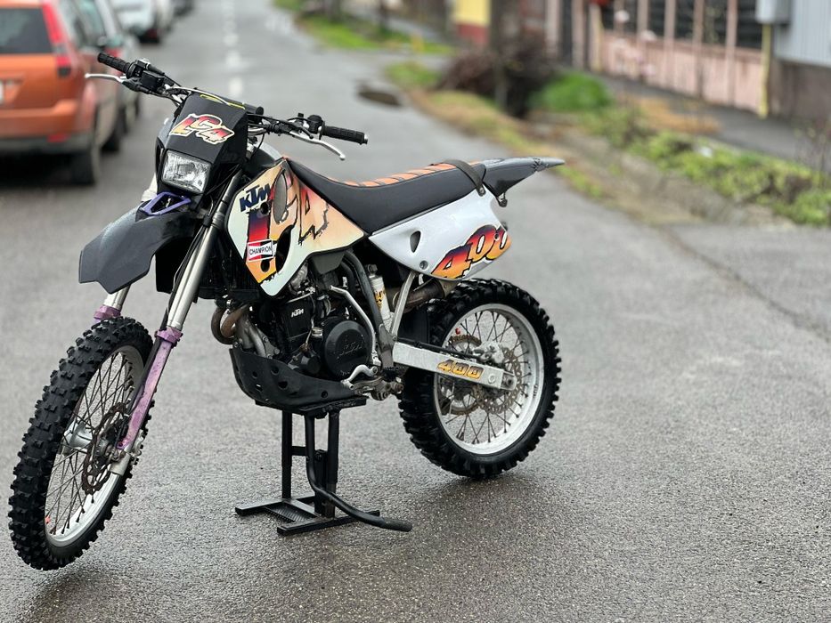 Vând KTM 400 lc4/Stare bună/1700€neg Am Acte de Germania !