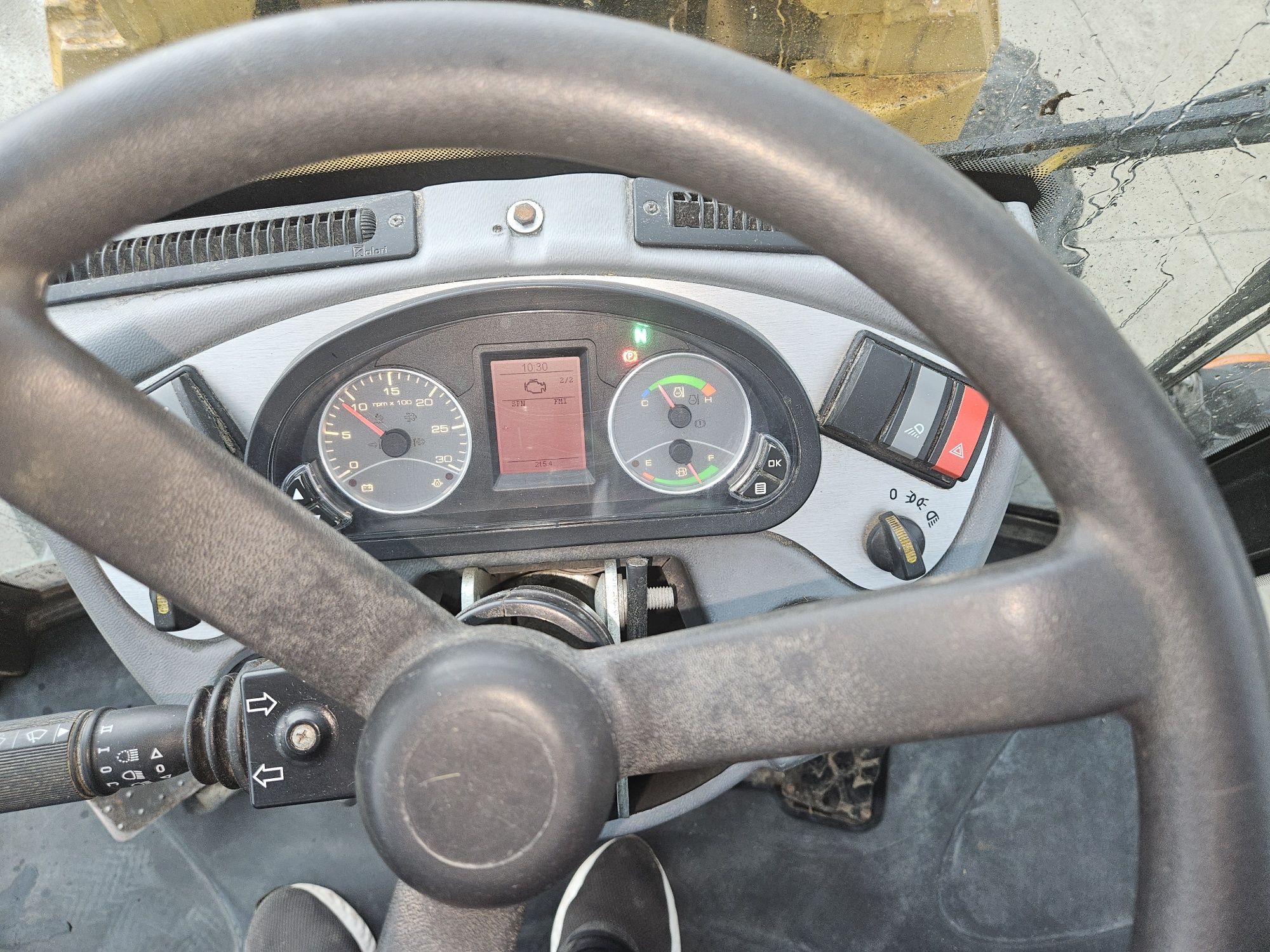 Încărcător frontal telescopic rotativ Ahlman Mecalac 900 Tele