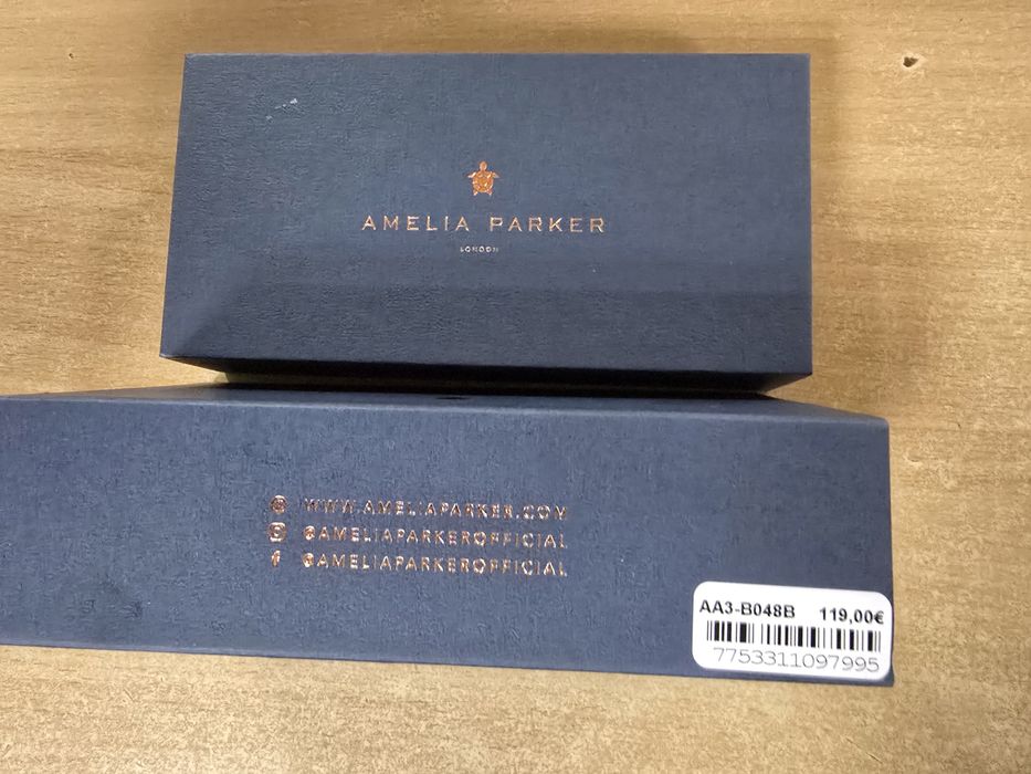 Часовник AMELIA PARKER. Чисто нов. Дамски.