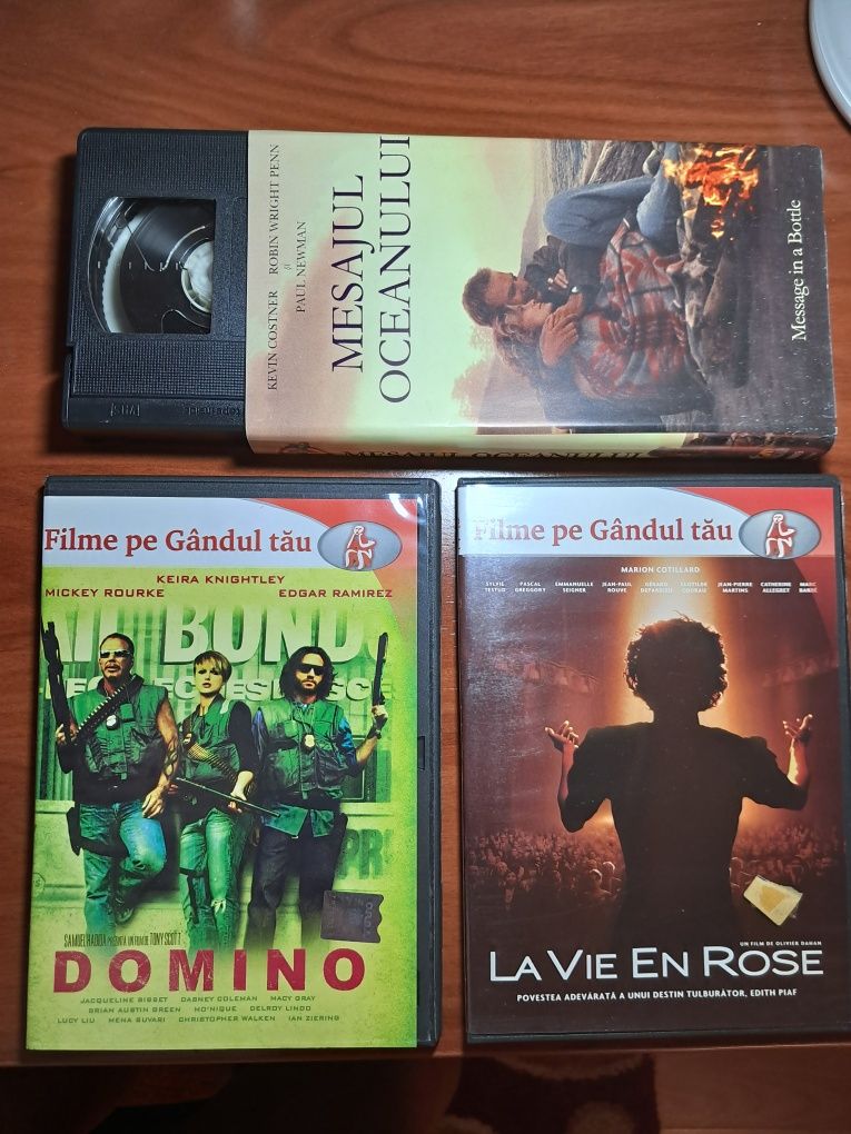 Casete și cd cu muzică și filme