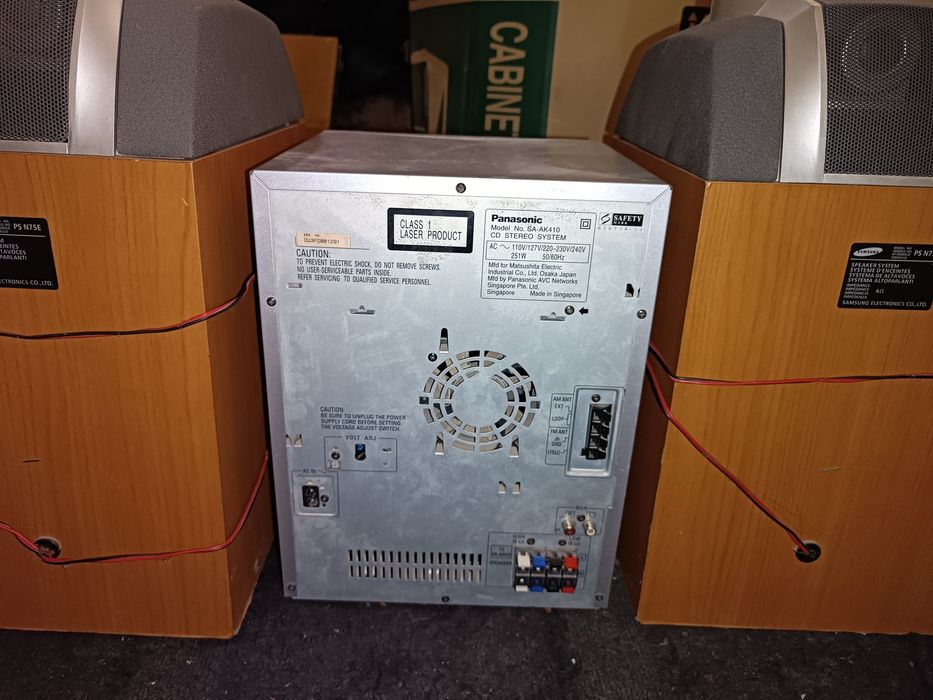 Muzikalniy sentr holati yaxshi 2800 watt pmpo
