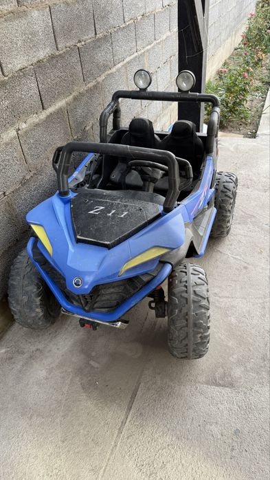 Машинка в хорошем состояние