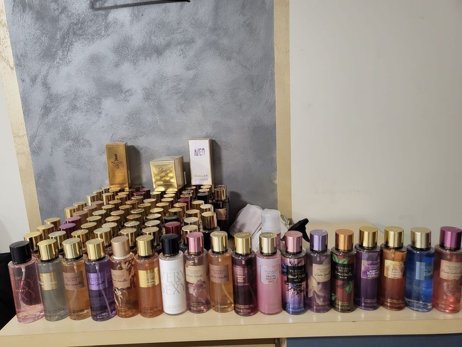 Spreiuri de corp victoria secrat