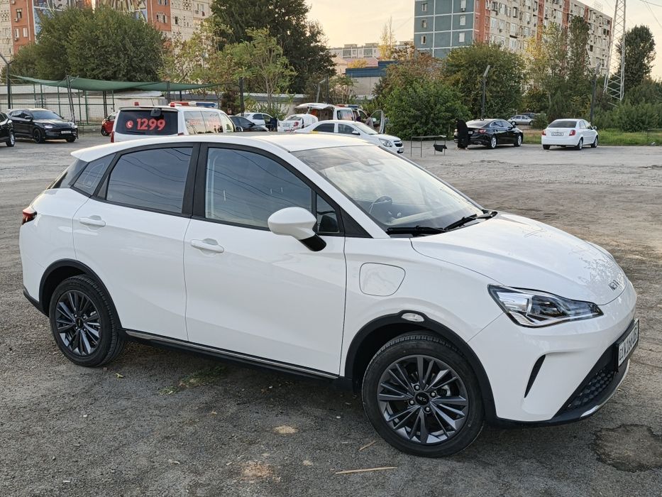 Электромобиль нета V400 .год23. декабрь
