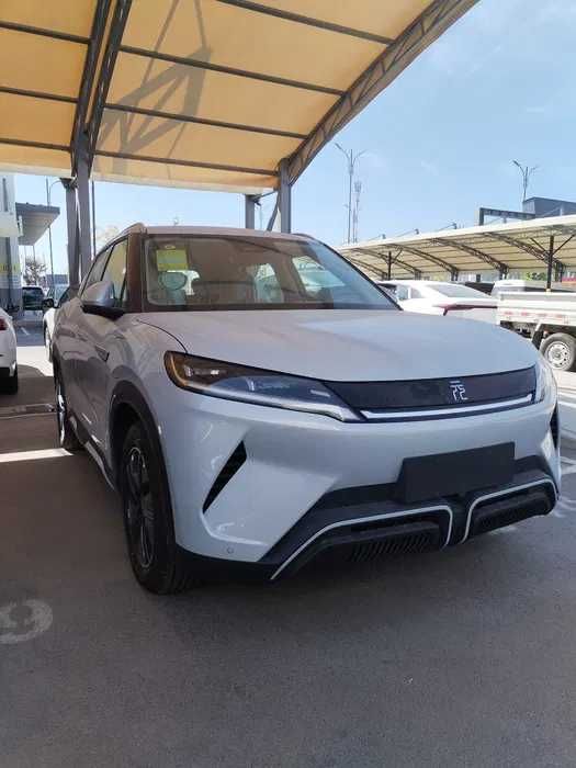 BYD Yuan Up Dop nasiyaga kafolati bilan