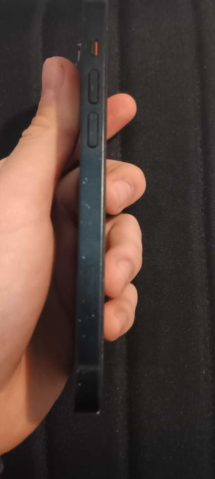 iPhone 14 - 128 GB si 80% baterie