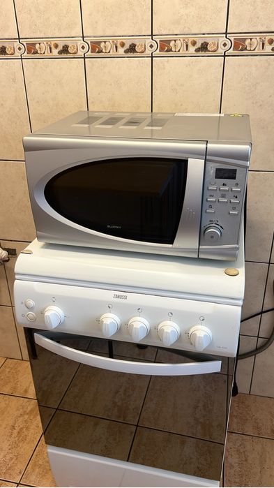 Cuptor cu microunde Bluesky