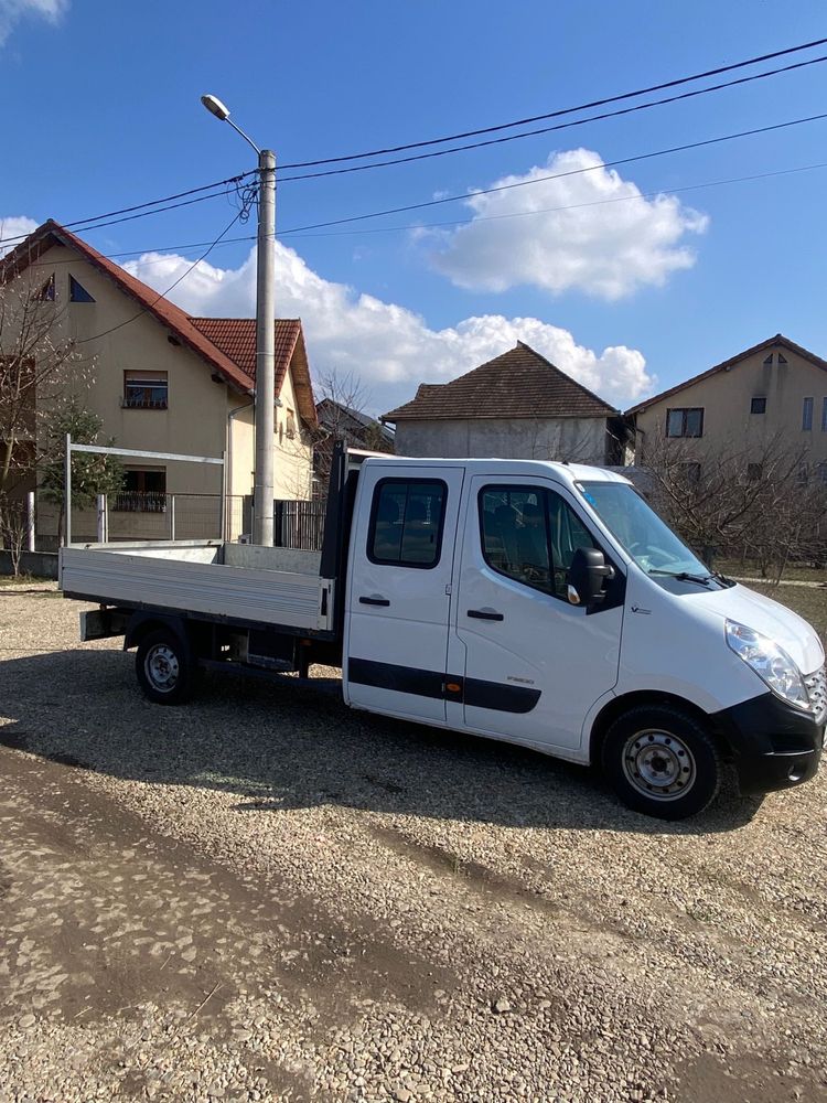 Vand Renault Master 7 locuri Doka