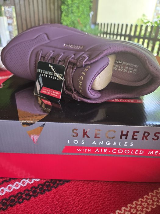 Adidasi Skechers noi