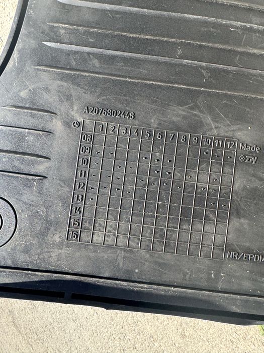 Оригинални гумени стелки за Mercedes