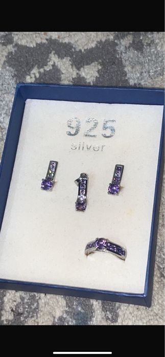 Продается серебро с комплектом