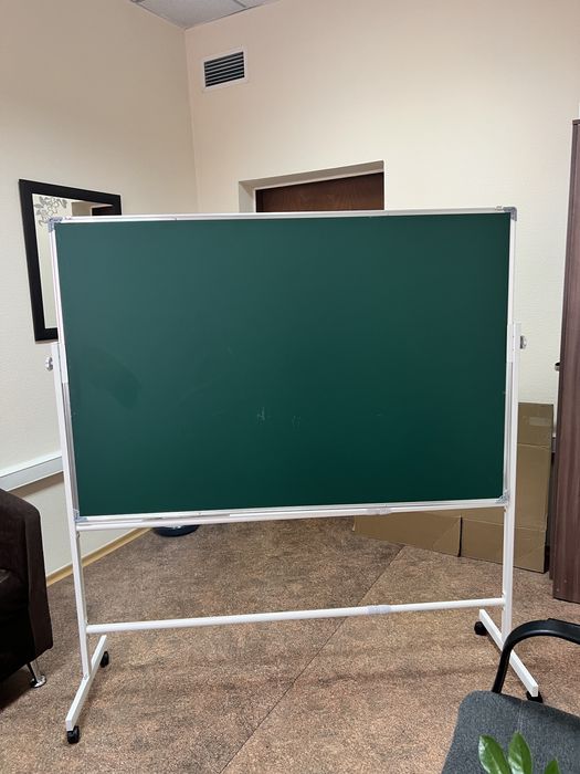 Продам доску для маркеров и мела