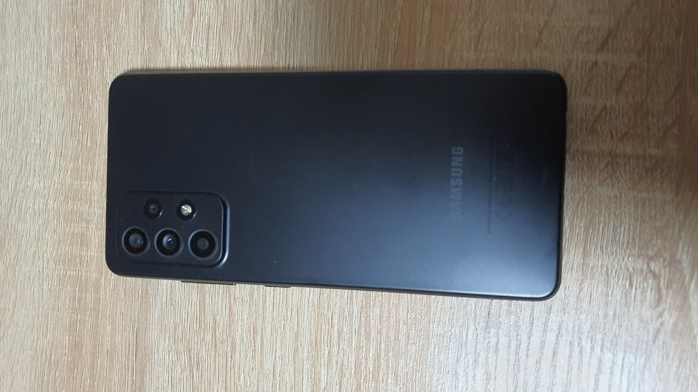 Samsung  A52 в отличном состоянии