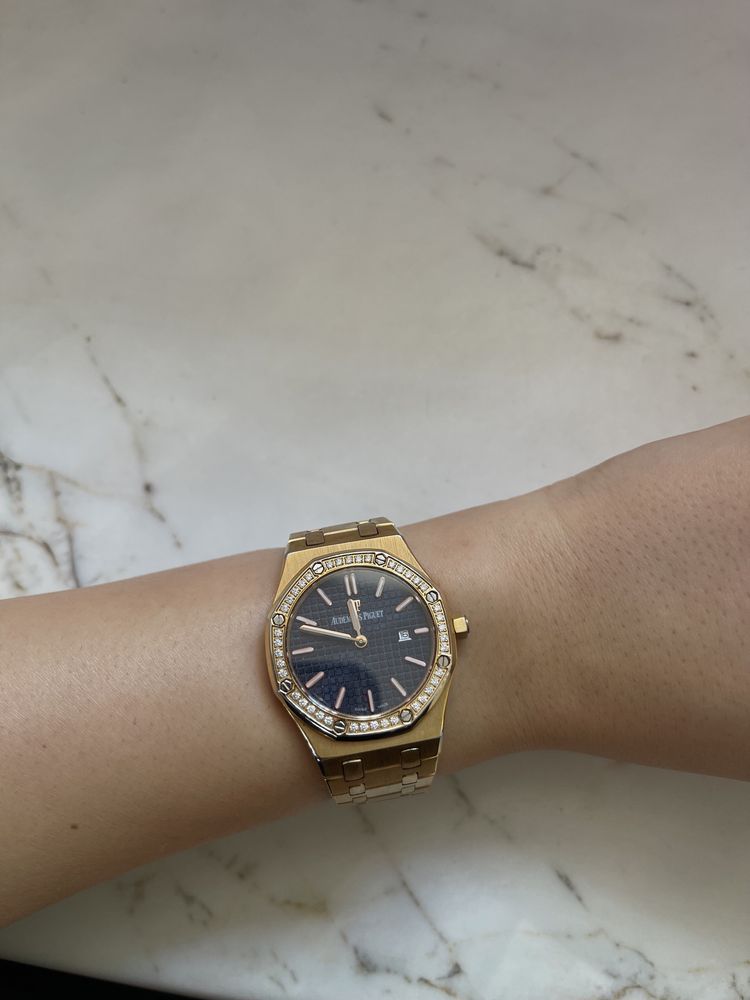 Красив часовник на марката Audemars  Piguet промоционална цена