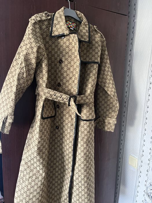 Плащь женский Gucci