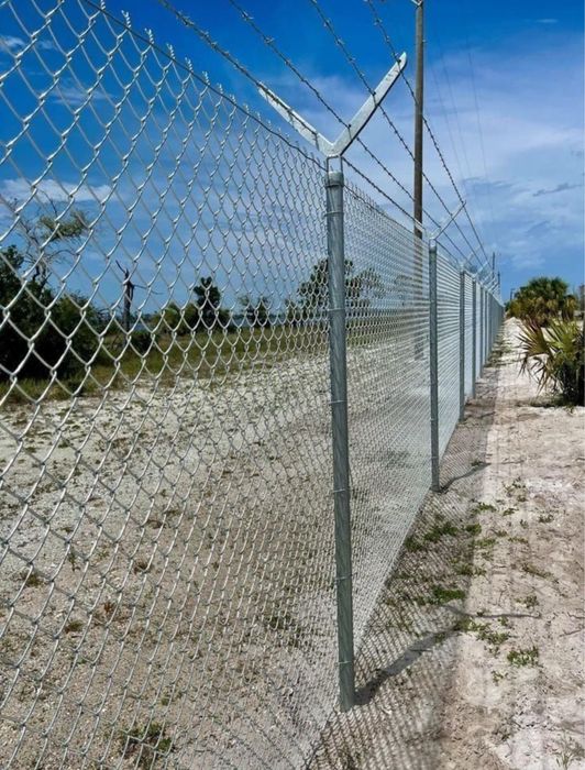 Construim garduri la comanda