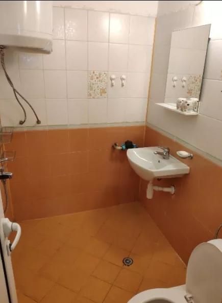 Двустаен апартамент, под наем, Център