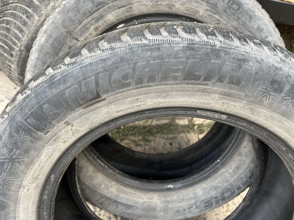 Шины 215/60/R 16