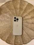 iPhone 15 pro white