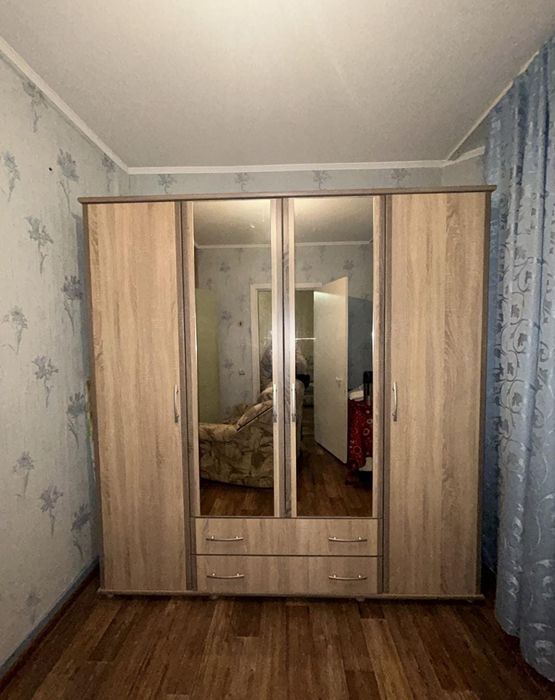 Шкаф купе срочна сатылады