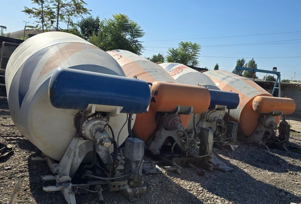 Миксер бетонамишалка сотилади