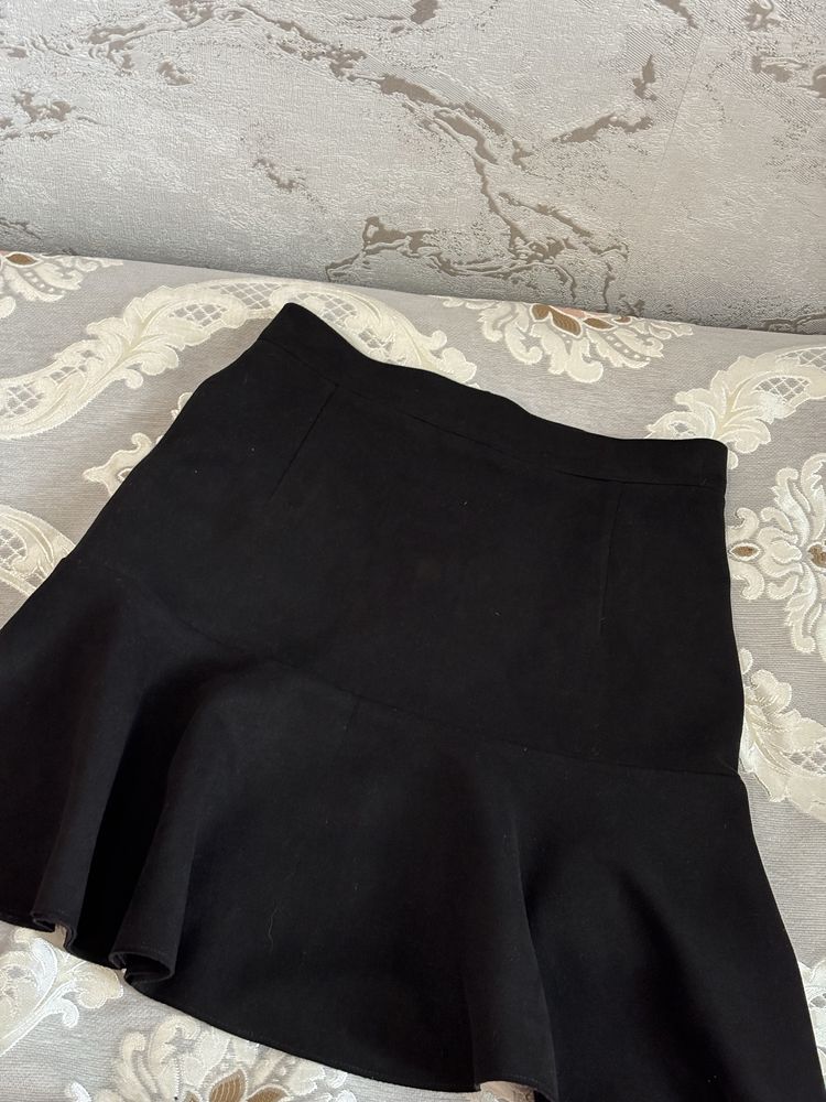 Продам юбку велюровую